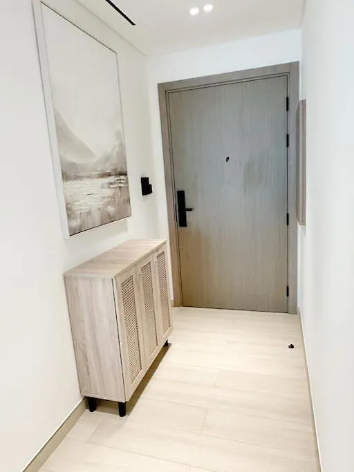 Luxury Apartment, Prime Location New And Stylish Dubai 0*,