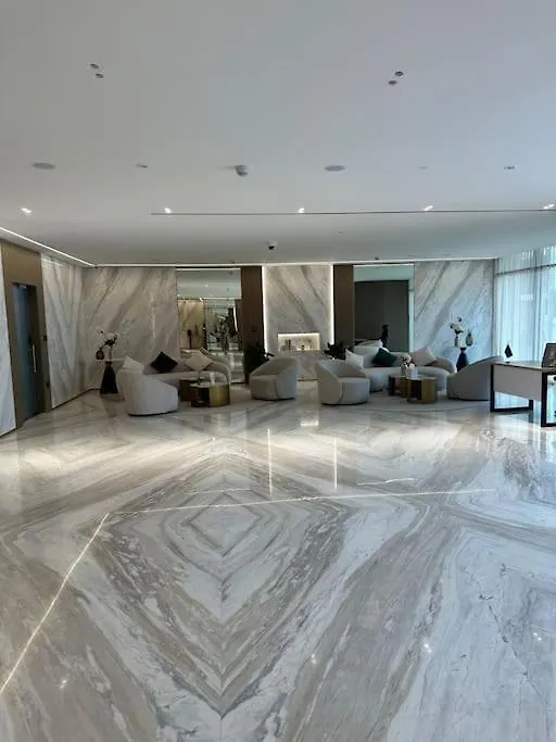 Apartment Luxury Apartment, Prime Location New And Stylish Dubai