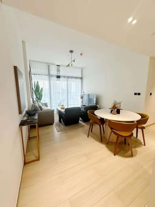 Luxury Apartment, Prime Location New And Stylish Dubai