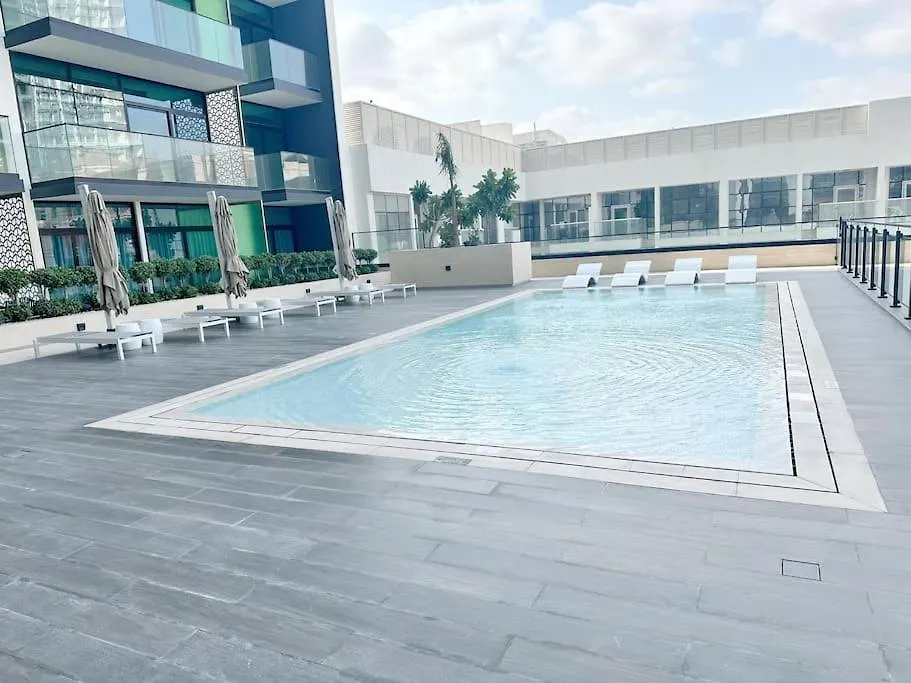 Apartment Luxury Apartment, Prime Location New And Stylish Dubai