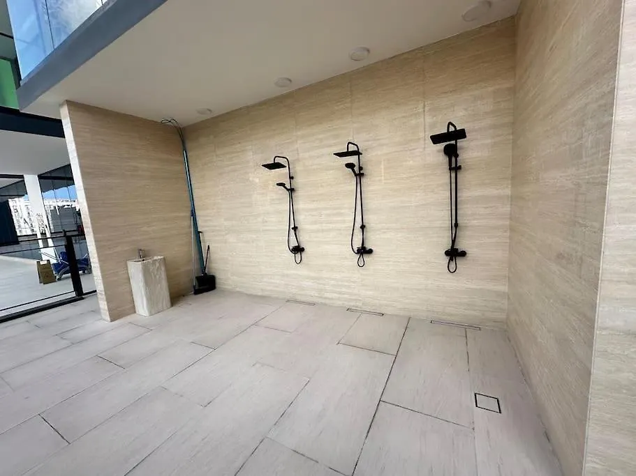 Luxury Apartment, Prime Location New And Stylish Dubai
